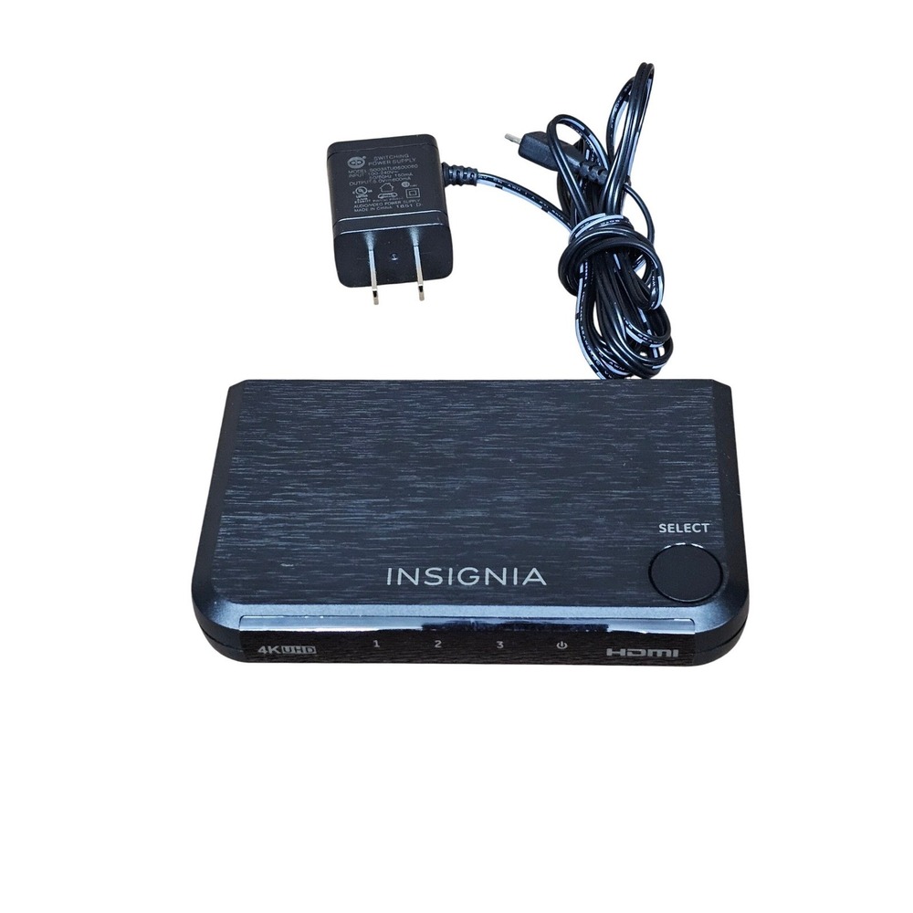 Insignia 3-Port 4K HDMI‎ Switch NS-HZ335 Black Solid UHD Video Selector Hub EUC
